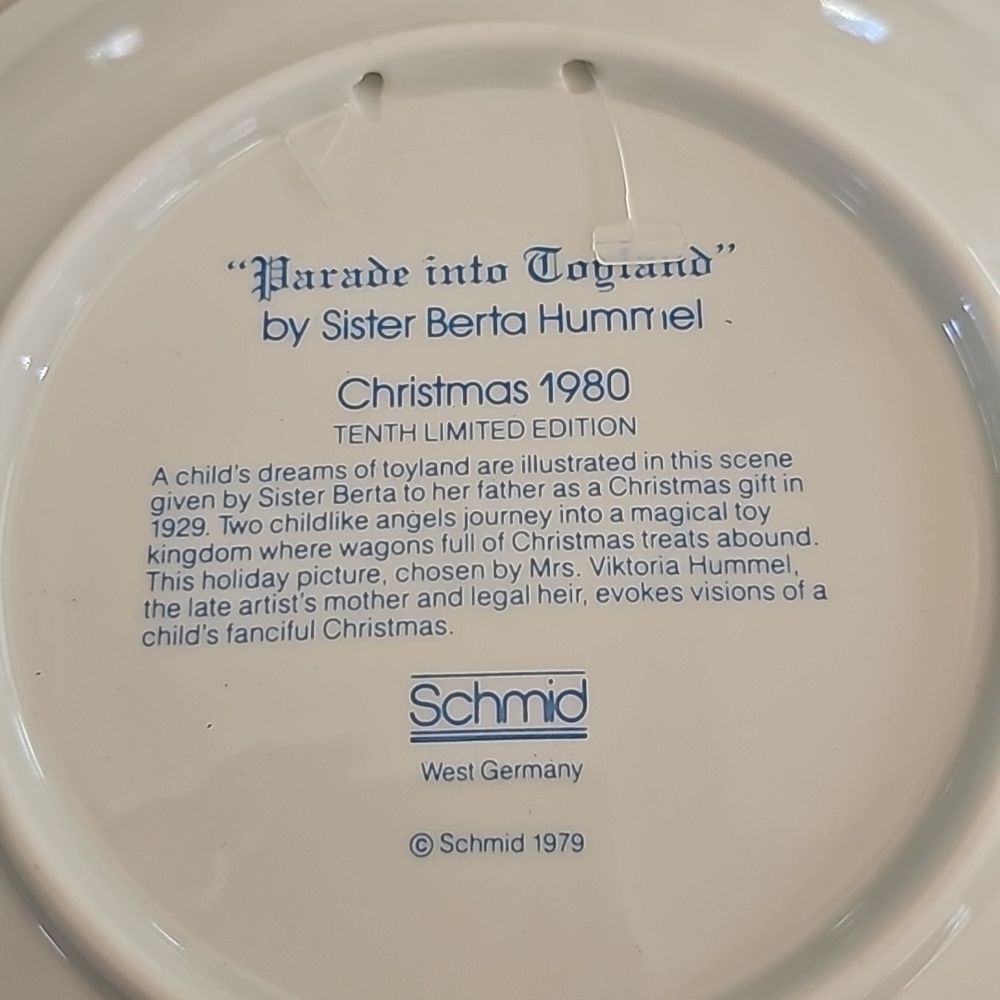 1980 Schmid Christmas Plate "Parade into Toyland" by Sister Berta Hummel - Picture 2 of 4